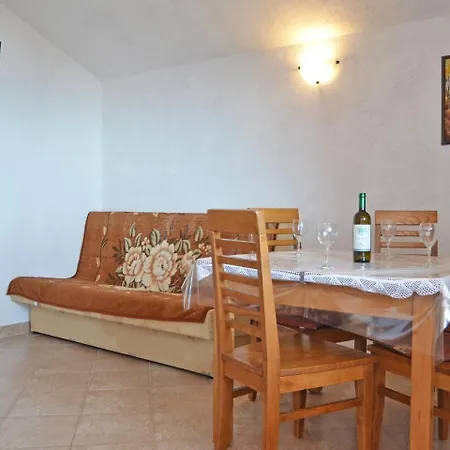 Apartment Mirjana.2 *